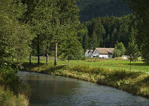 Mauler sparkling wine and asphlat mines in Val-de-Travers