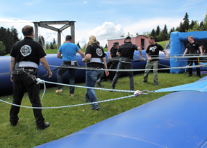 Nouvelle version du baby-foot humain sur le champ