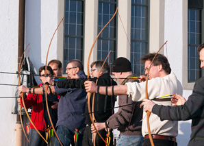 Garder l'objectif en vue avec arcs et flèches