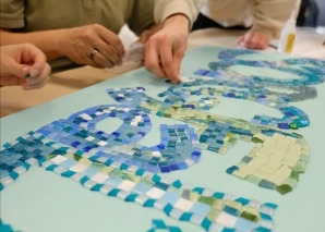 Atelier de mosaïque