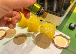 Making natural ointments