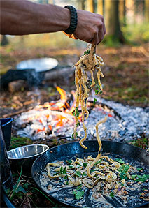 Outdoor cooking – feasting in nature