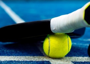Padel spielen im Team