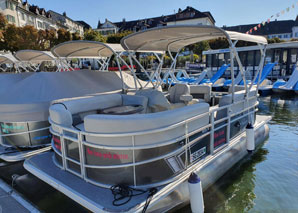 Excursion en bateau pour faire la fête avec pique-nique