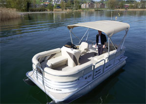 Excursion en bateau pour faire la fête avec pique-nique