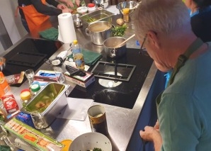 Persian cooking in a team