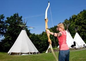 Aventure romantique dans un tipi avec tir à l'arc