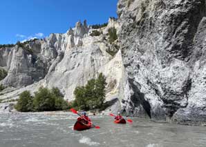 Funyak tour through the Rhine Gorge