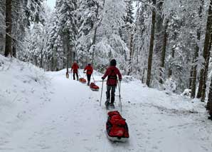 Snowshoe hike in the Jura