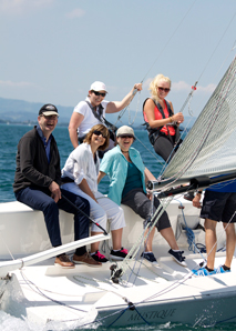 Compétition de voile sur les lacs suisses