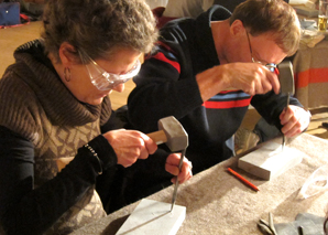 Speckstein-Workshop - meisseln Sie einen persönlichen Tischgrill