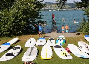 Stand Up Paddling und Windsurfen