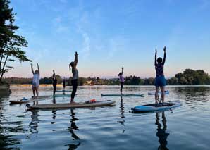 SUP-Yoga – Yoga auf dem Schiffenensee