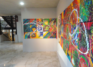 Action-Painting in der Kunstgalerie