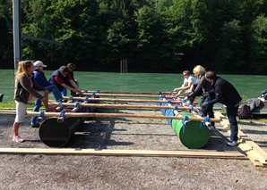 Flossbau im Team am Rhein und an der Reuss