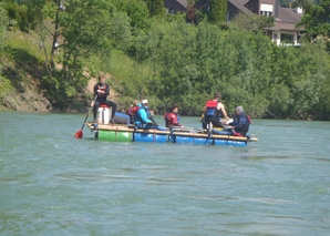 Flossbau im Team am Rhein und an der Reuss