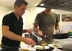 Kochen im Team in Basel