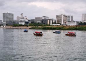 Rhein-Boot-Hunt - Teamspiel auf dem Rhein in Basel