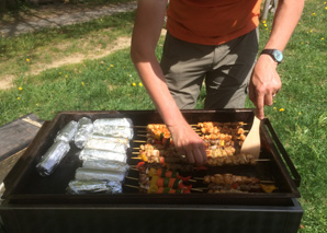 Jeux et Barbecue sous la Tente Nature