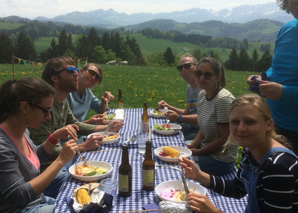 Jeux et Barbecue sous la Tente Nature