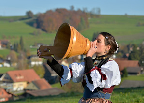 Jeux d'équipe typiques et traditions suisses