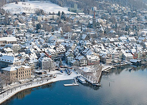 Finde das Lokal fürs Weihnachtsessen