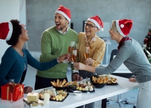 Casse-tête de Noël lors de la fête de Noël de l'entreprise