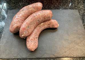 Winterliche Bratwurst herstellen