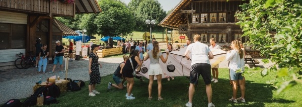 Emmentaler Plauschspiele mit Essen