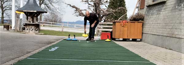 Curling for groups