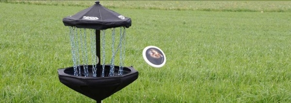 Disc Golf – Frisbeespiel in Körbe
