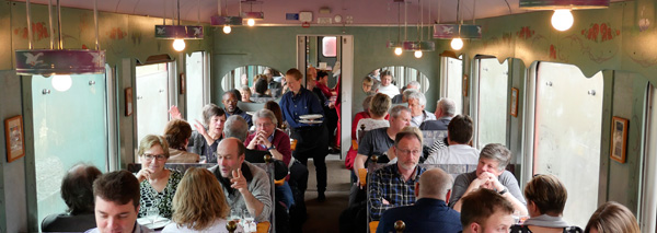 Eating on the train group excursion neuchâtel