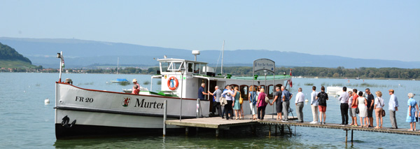 Tour en bateau sur les lacs du Jura
