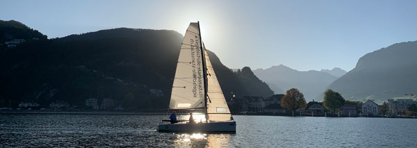 Yachting sur le lac des Quatre Cantons