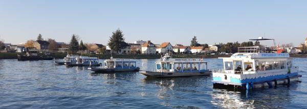 Rhein-Boot-Hunt - Teamspiel auf dem Rhein in Basel