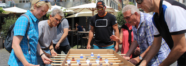 construction d'une boîte de football de table avec match