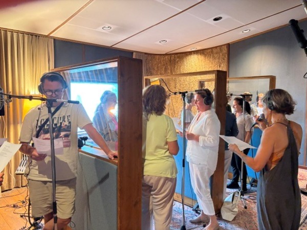Kundenbild zu Record your own company song 1