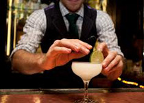 Préparer des cocktails à Soleure