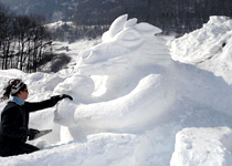 Création de sculptures en neige