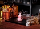Fabriquer du gin dans un laboratoire de cocktails