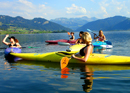 Excursion en kayak sur un lac suisse